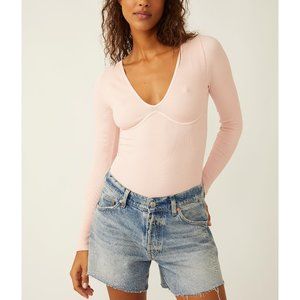 FREE PEOPLE Meg Seamless V Neck Long Sleeve Bodysuit / Rose Blush